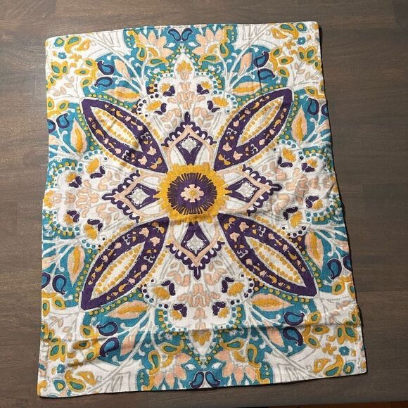 Urban Outfitters Nessa Floral Medallion Sham Set - Picture 2 of 9